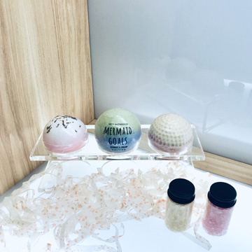 Bath salt ball